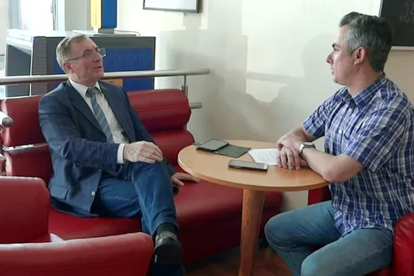 Augustin Lazăr a dat cărţile pe faţă, la o lună după pensionare. Ce spune despre soarta lui Liviu Dragnea! Interviu realitatea.net cu fostul Procuror General al României