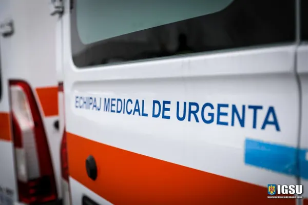 Ambulanţă, împlicată într-un groaznic accident mortal. Cine era victima