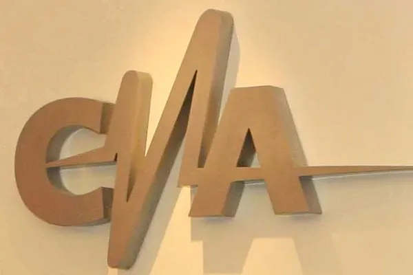 CNA nu se grăbește să notifice companiile de cablu să preia în grila de programe Realitatea Plus