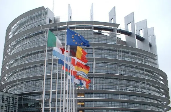 Europarlamentare 2019. Ce este de fapt Parlamentul European și de ce am merge la vot pe 26 mai