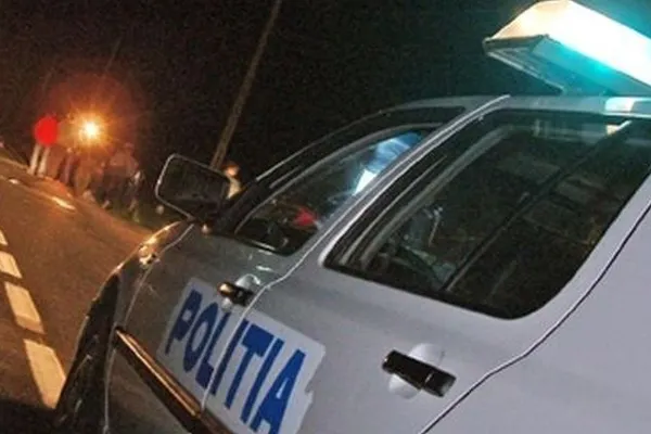 Urmărire ca în filme în județul Argeș: Polițiștii au tras cu pistolul după un hoț
