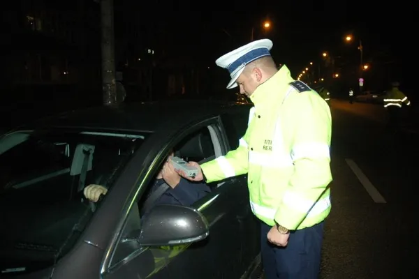 Şofer băut, implicat în două accidente rutiere în decurs de câteva ore