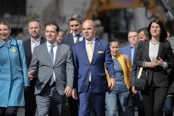 Rareș Bogdan:"Dragnea vrea să-și facă dinții cu aurul României de la Londra"