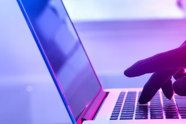 Rusia se rupe de Occident! Măsura radicală schimbă tot ce știai despre internet!
