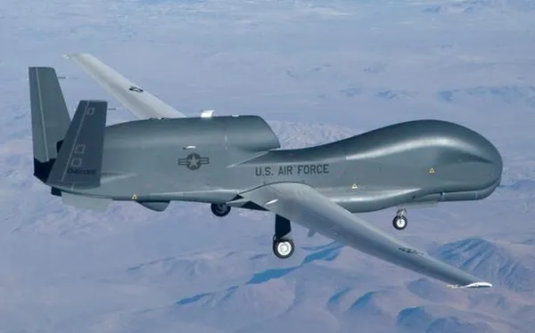 Tensiunile explodează. Iranul ”a doborât” o dronă SUA. O rachetă a lovit Arabia Saudită