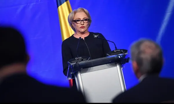 Guvernul, gata să adopte Codul administrativ, care acordă pensii speciale aleșilor locali