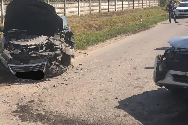 Accident rutier pe DN 5C, la Vedea. Doi bărbați au fost răniți