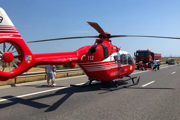 Două elicoptere SMURD trimise la un accident groaznic, cu 5 victime
