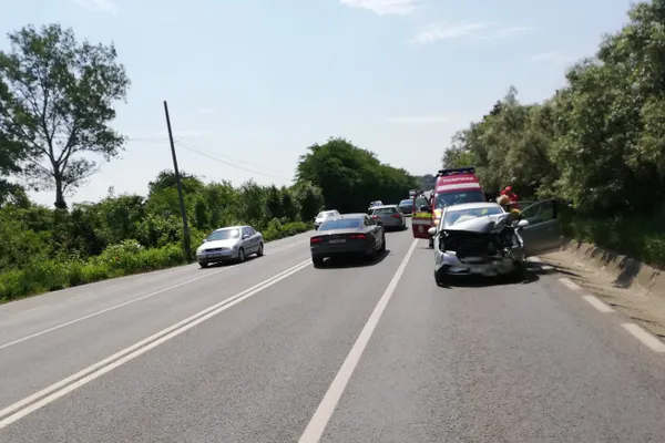 Fratele lui Traian Băsescu a provocat un accident rutier cu două victime