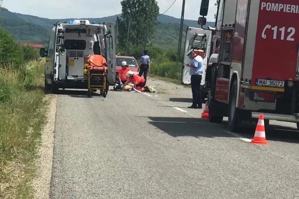 Accident mortal în Bistrița! Un tânăr de 31 de ani și-a pierdut viața, alte trei persoane, la spital