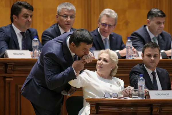 Dăncilă către Opoziție: Chiar vă doriți să veniți la guvernare? Eu știu că nu