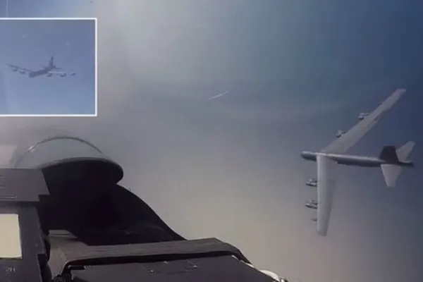 Moscova susține că a interceptat un bombardier SUA lângă granița Rusiei
