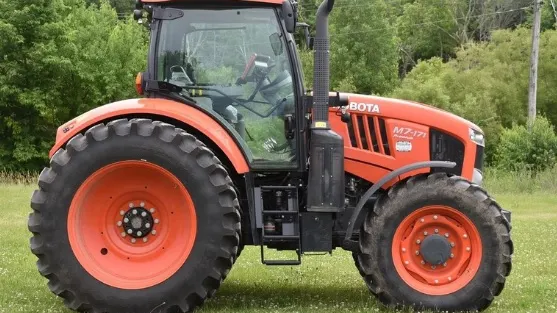 Accident îngrozitor la Iaşi: tânăr de 24 ani, strivit de tractor