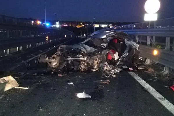 Accident cumplit în Sicilia. Un român mort și 7 persoane sunt grav rănite