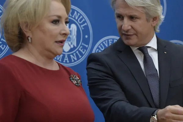 Guvernul strânge cureaua pentru a acoperi gaura bugetară. Ce propun Dăncilă și Teodorovici