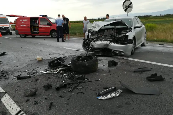 Accident grav, în Brașov. 5 israelieni implicaţi. FOTO