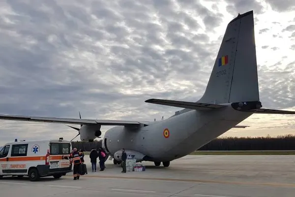 Pacient cu arsuri grave transportat cu avionul militar în Italia