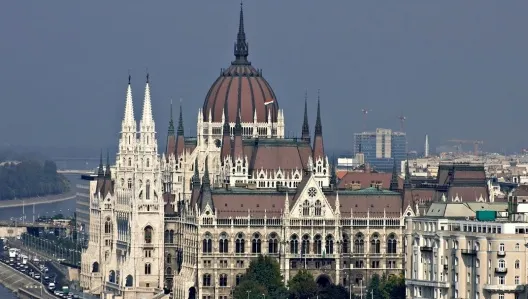 Budapesta îi închide ușa în nas rivalului UDMR. Peter Magyar vrea să revizuiască modul în care sunt cheltuiți banii pentru maghiarii din diaspora