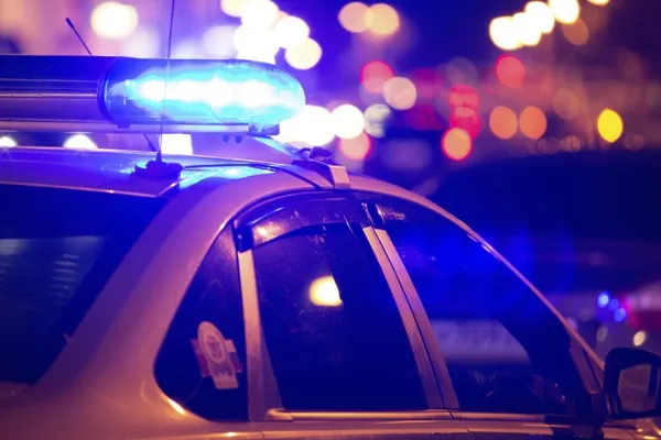 Scandal la Mamaia, în urma unui accident. Un bărbat a fost luat cu cătușe de polițiști