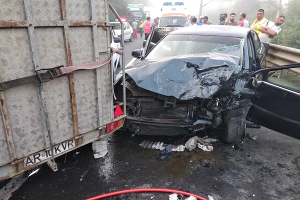 Zi de coșmar pe șoselele din România. Trei morți în două accidente cumplite