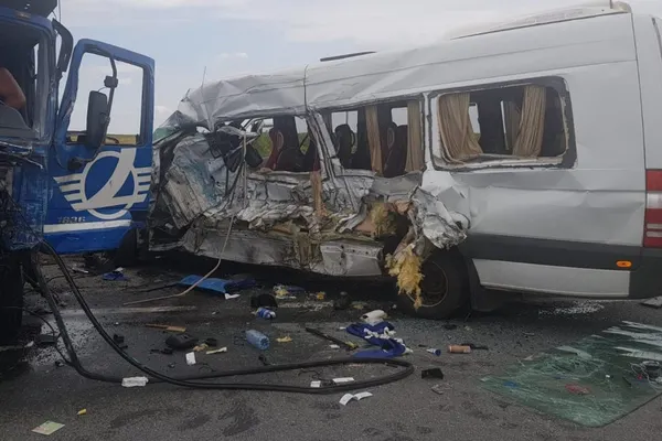Accidentul din Olt, soldat cu 19 victime: Mobilizare generală, după apelul disperat al medicilor