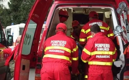 Accident cumplit, în Prahova: 3 victime și 4 mașini făcute praf, după ce șoferul a adormit la volan