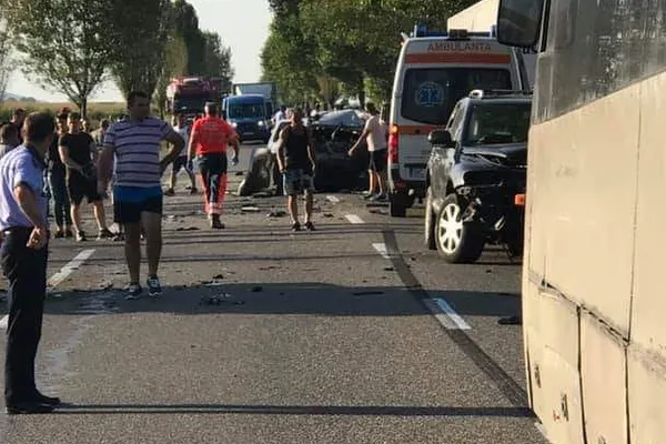 Povestea tulburătoare a preotului care a murit, miercuri, în groaznicul accident din Bacău
