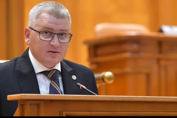 Deputat PNL, atac dur împotriva guvernului Bolojan: Mii de șantiere vor rămâne abandonate