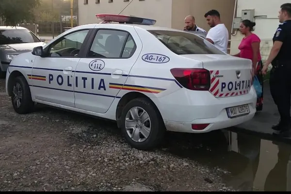 Urmărire în trafic! Polițiștii au avut o surpriză uriașă când au văzut CINE se afla la volan