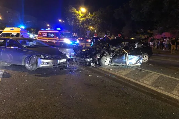 Accident grav în Timișoara. Trei autoturisme implicate şi doi răniţi spitalizaţi