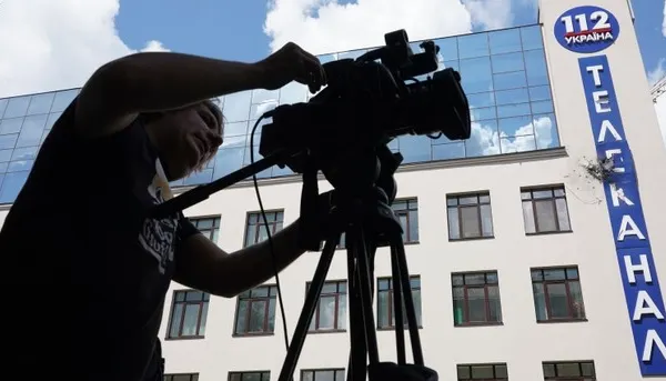 Percheziții la televiziunea publică din Ucraina