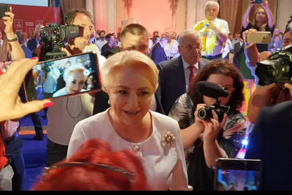 În plină criză guvernamentală, Dăncilă își reia turneul electoral în țară