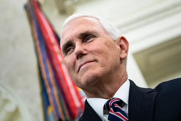 Mike Pence îl asigură pe Zelenski: SUA sprijină Ucraina în conflictul cu Rusia
