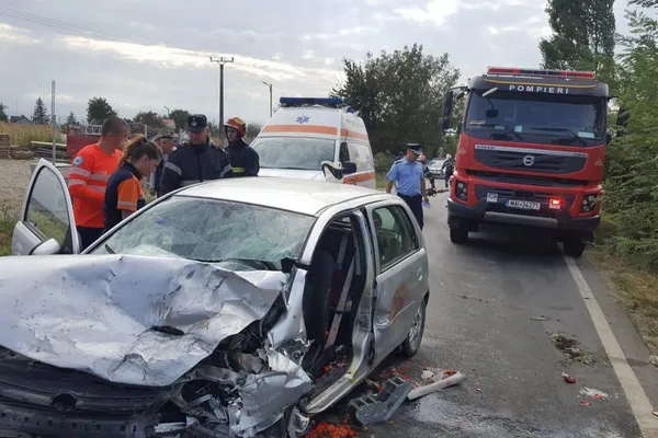 Doi morți și un rănit într-un accident în judeţul Bacău