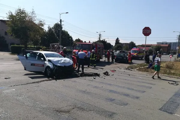 Accident cu șapte victime la Cluj