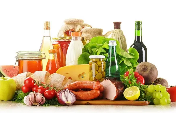 15 alimente pe care nu ar trebui să le cumperi niciodată