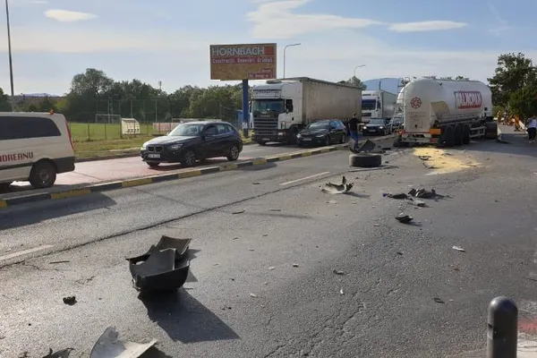 Accident cumplit pe DN 1. Imagini groaznice