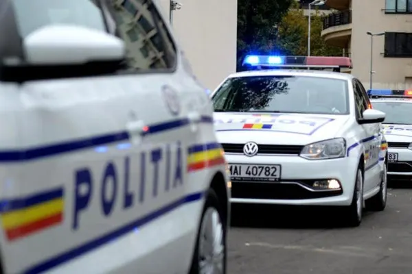 Un șofer agresiv, oprit de polițiști cu focuri de armă. Momente șocante în trafic