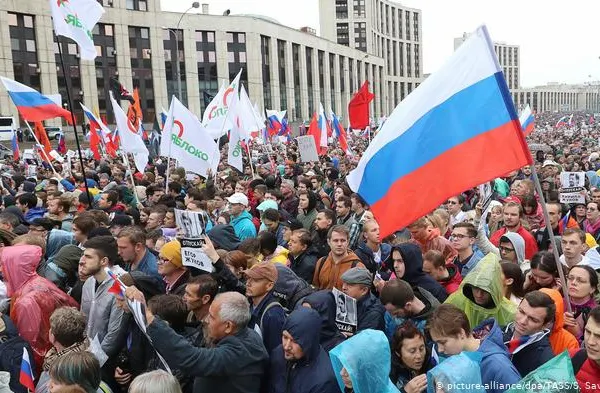 Proteste masive în Moscova. 20.000 de oameni, în stradă