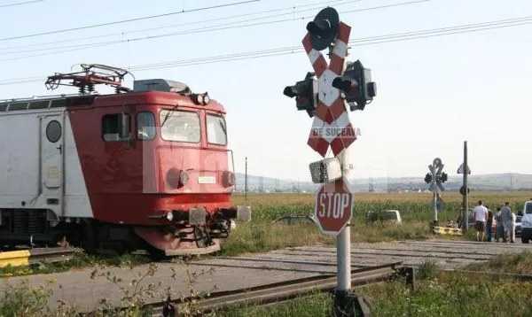 Accident feroviar în stația Crivina. Un bărbat s-a arucat în fața trenului