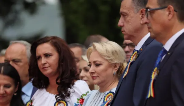 Viorica Dăncilă, cu membrii Guvernului la sărbătoarea de la Țebea