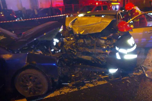 Grav accident în Cluj! Cinci persoane au ajuns la spital