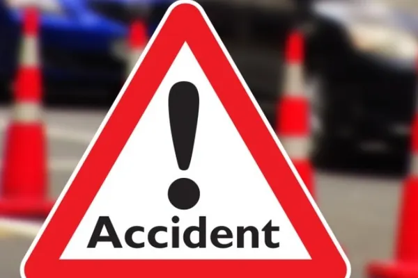 Accident teribil în București. Un biciclist a fost SPULBERAT de o mașină și a murit