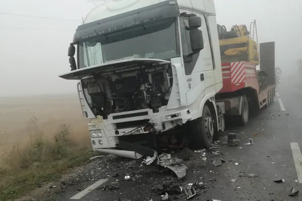 Accident grav, în jud. Botoșani: două victime, după un impact nimicitor cu un camion