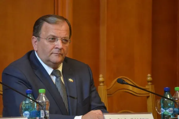 Gheorghe Flutur:"Cetățeanul a ajuns sluga Guvernului"