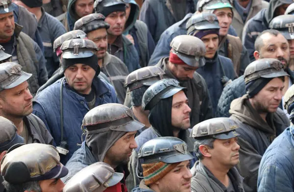 Valea Jiului fierbe din nou. Proteste ale angajaților de la mina Vulcan