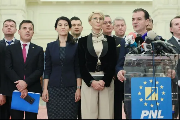 12.00: Guvernul Orban își asumă astăzi răspunderea pe trei legi importante