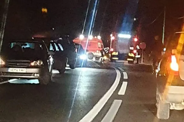 Accident horror cu patru victime, dintre care două încarcerate