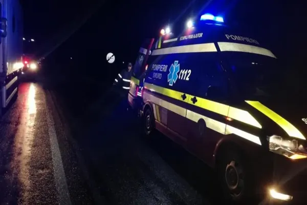 Un microbuz plin cu oameni care plecau la muncă în Anglia, implicat într-un accident