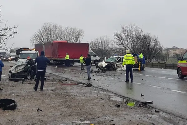 Accident groaznic din Focșani: Sunt 6 victime! Imagini șocante